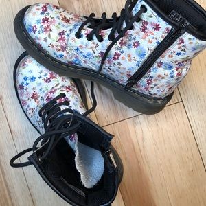 Bomb white, flowery Doc Martens